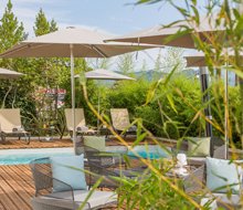 hotel-rossi-sartene-corsica-220x-190.jpg
