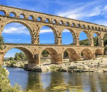residence-pont-du-gard-pont-220x190.jpg