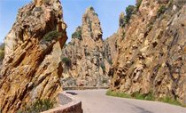 corsica-op-de-motor-